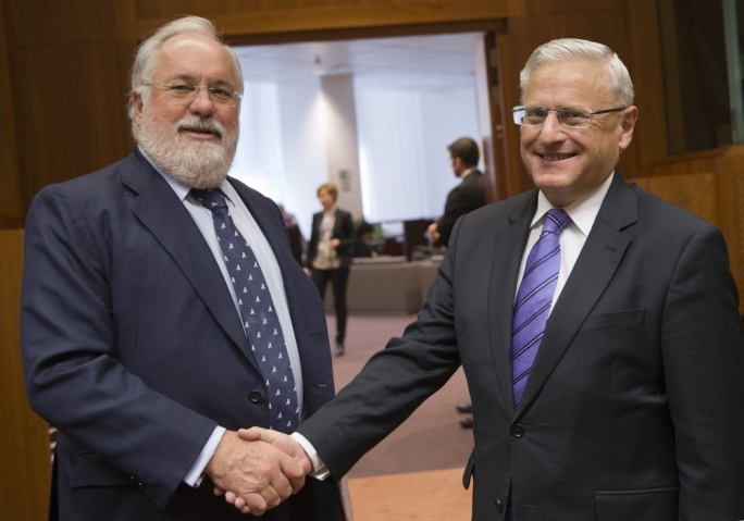 Environment Minister calls for growth of green ICT sector