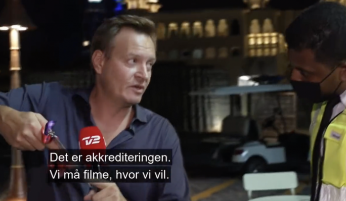 Journalist Rasmus Tantholdt being stopped doing his work by Qatari security personnel