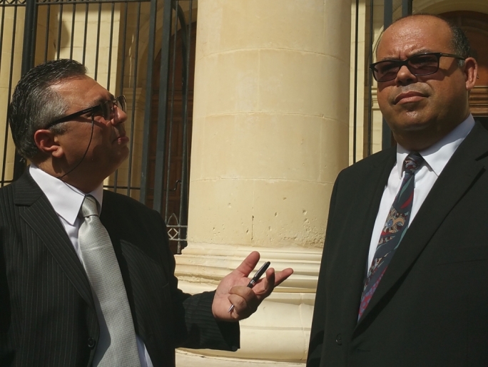 Constitutional case to be filed for unjustified arrest