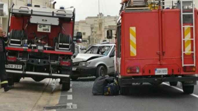Three hospitalised after Ghajnsielem accident