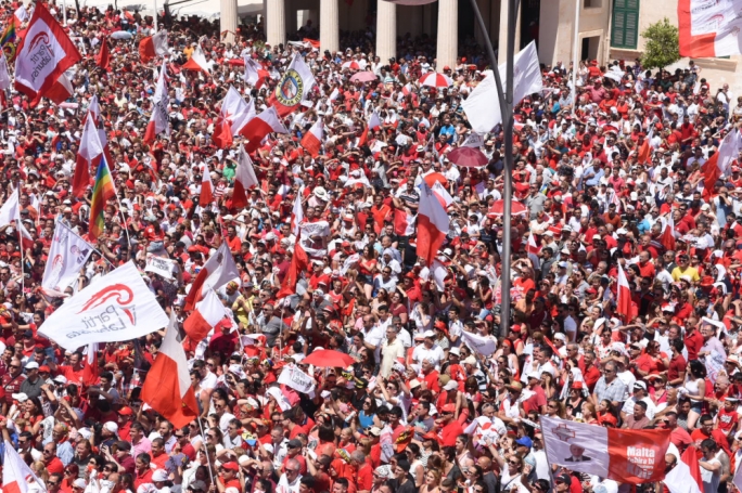 Labour supporters have descended on Valletta for the swearing in of party leader Joseph Muscat (Photos: James Bianchi / MaltaTday)