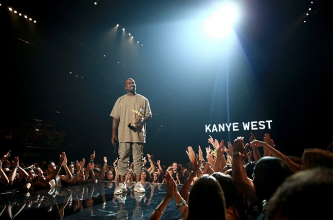 Kanye West announces plans to run for president in 2020