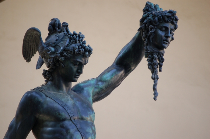 Vella: “The image of Perseus holding the head of the Medusa to represent the role of the war photographer”