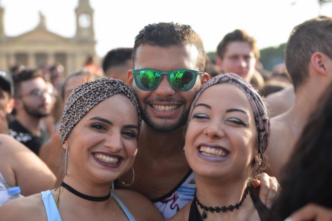 Revellers gathered early on the Granaries