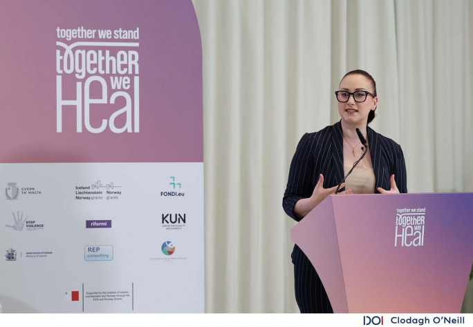 Online threats could escalate to femicide, junior minister warns