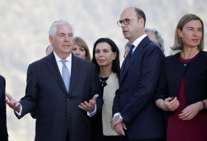 G-7 ministers appeal to Russia on Syria but reject sanctions