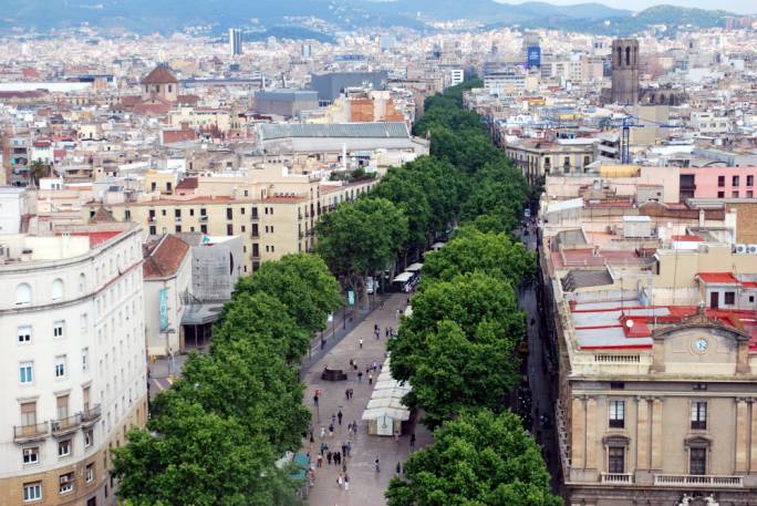 The promenades of Las Ramblas run all the way from the Placa de Catalunya all the way to the Colombus Monument at the waterfront