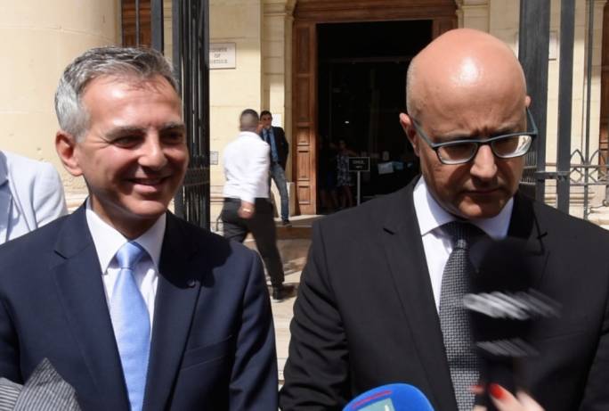 Simon Busuttil and Jason Azzopardi form part of Delia's restless backbench