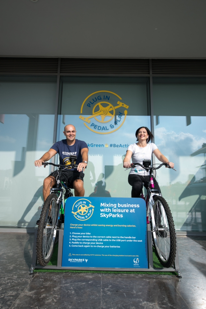 MIA chief executive officer Alan Borg and FMS chief executive Carmen Ciantar get serious about pedalling...