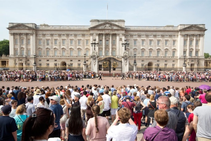 Leaders take to Twitter to congratulate Royal couple