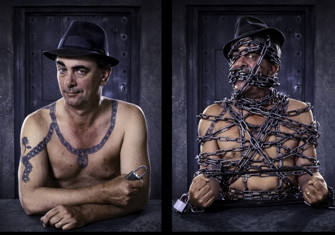 Tony Roberts, a world-class street escapologist, will be headlining the event