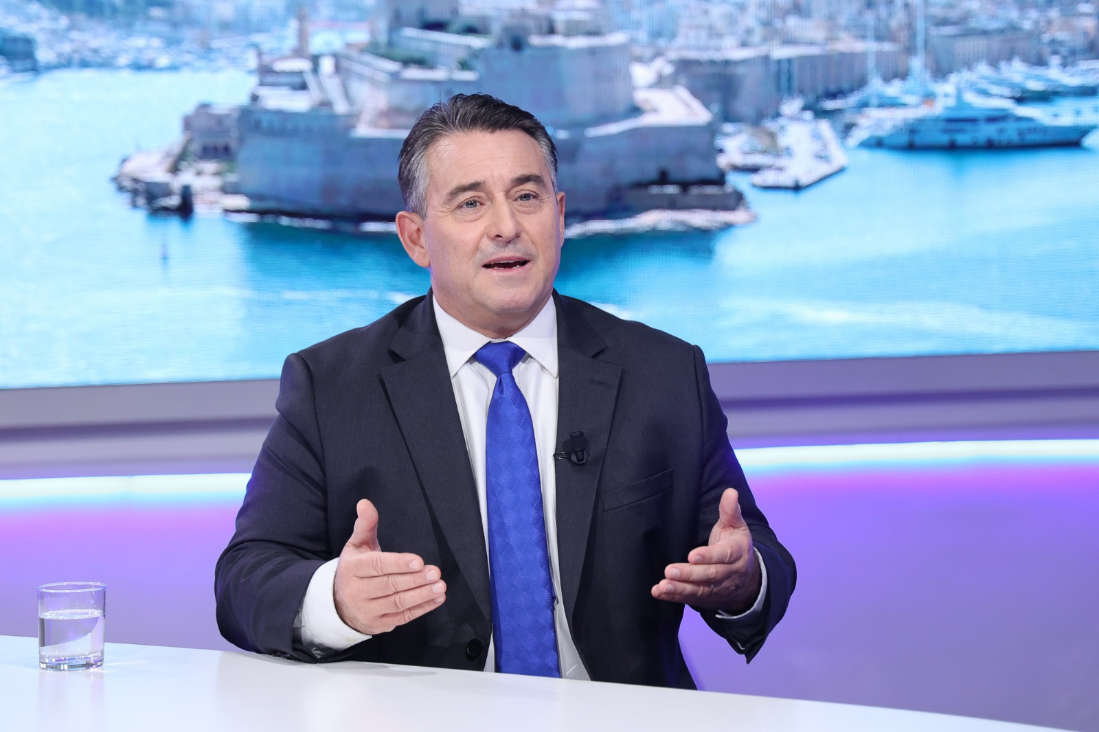 Prime Minister wants to hide his source of wealth, Bernard Grech claims