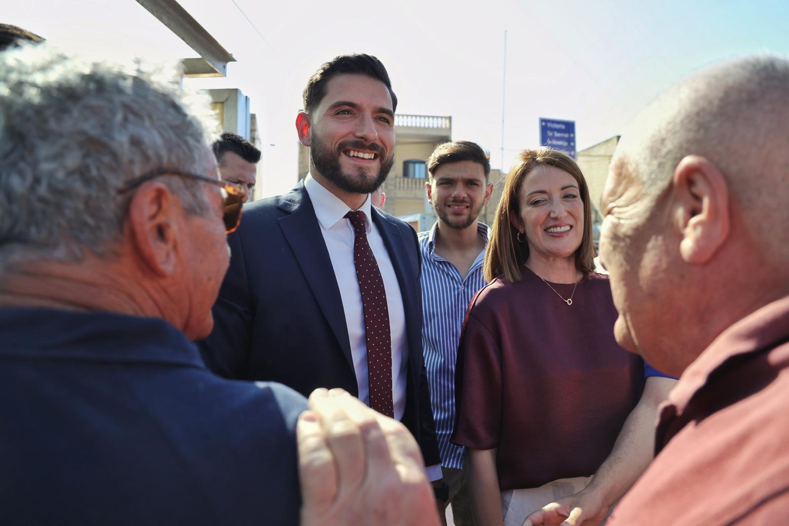EP President Roberta Metsola accompanying PN leader Alex Borg before voting (Photo: Nationalist Party)