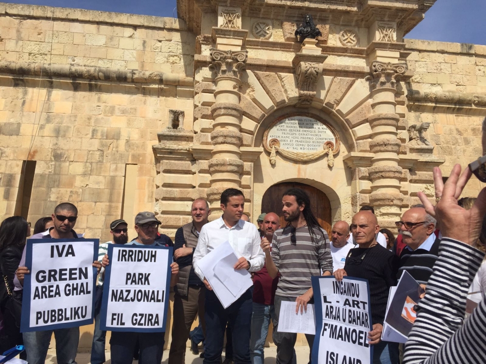 Activists want government to investigate possible breach of contract by MIDI plc