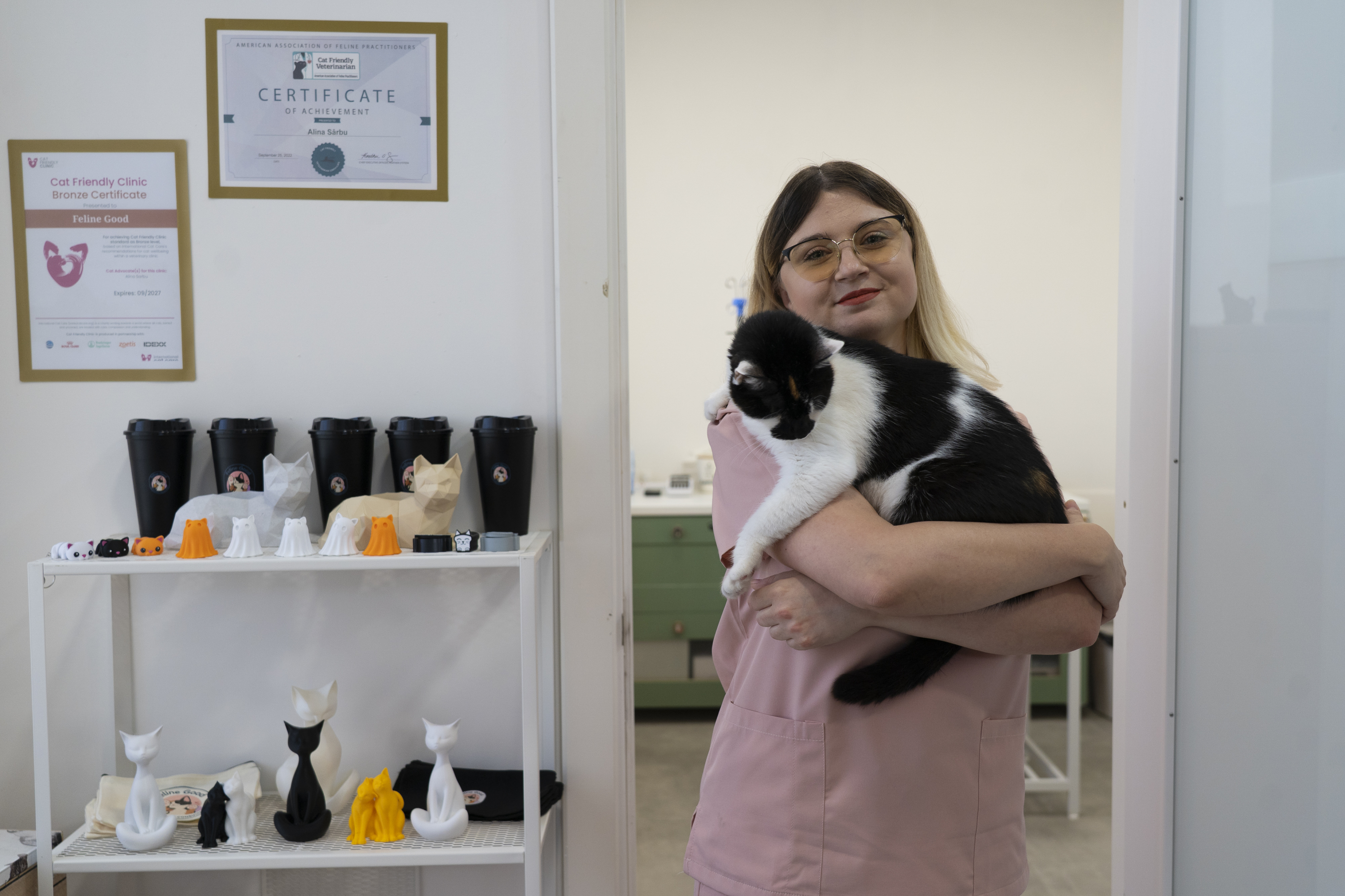 Romanian veterinarian Alina Sarbu with her cat Chiara (Photo: James Bianchi/MaltaToday)