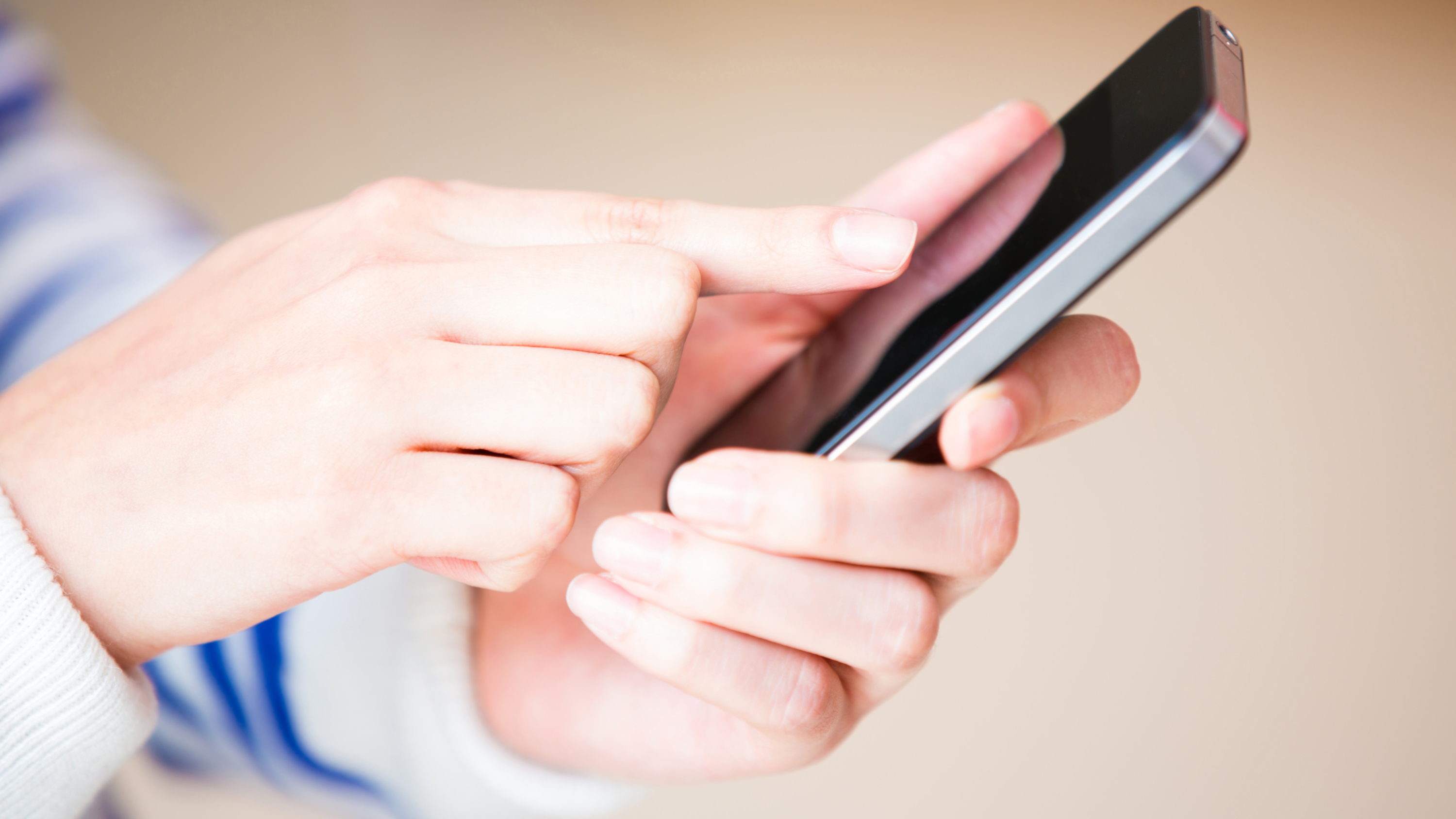 Probation order for man harassing ex-partner with 'I love you' messages and Facebook posts