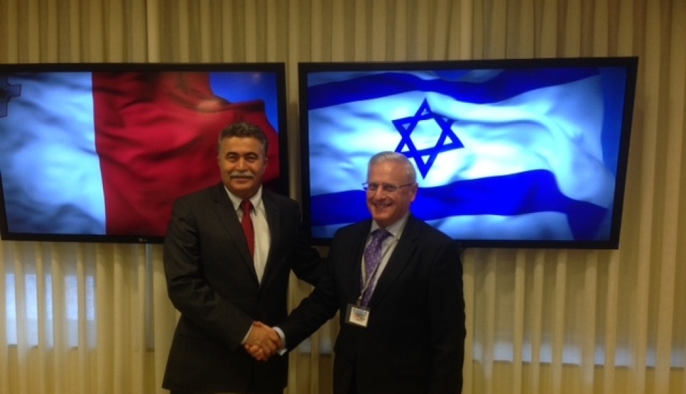 Leo Brincat with Israeli environment minister Amir Pertez