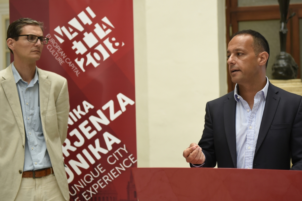 Valletta 2018 chairman Jason Micallef (right)