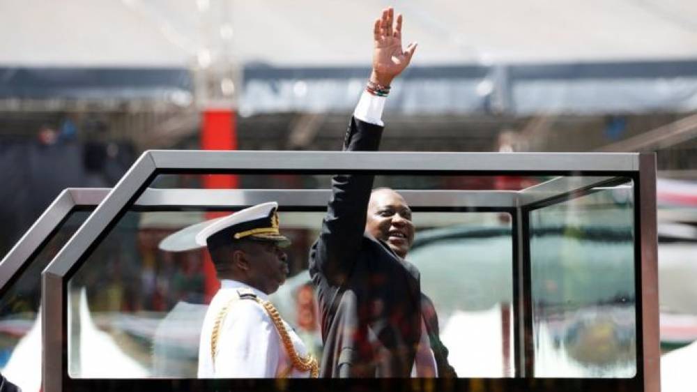 [WATCH] Kenya: Uhuru Kenyatta sworn in for second term as president