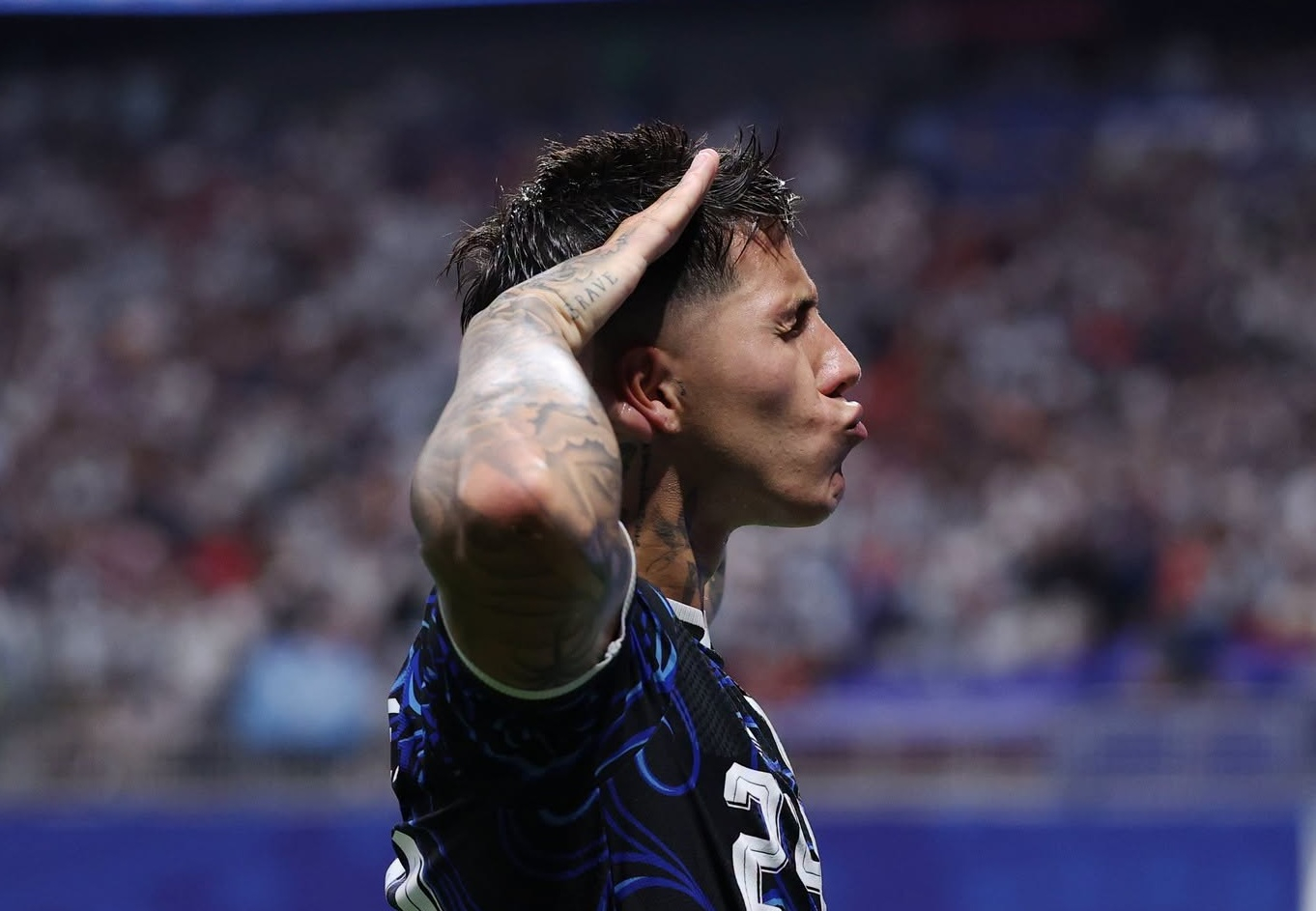 Argentina knockout England to reach back-to-back World Cup finals