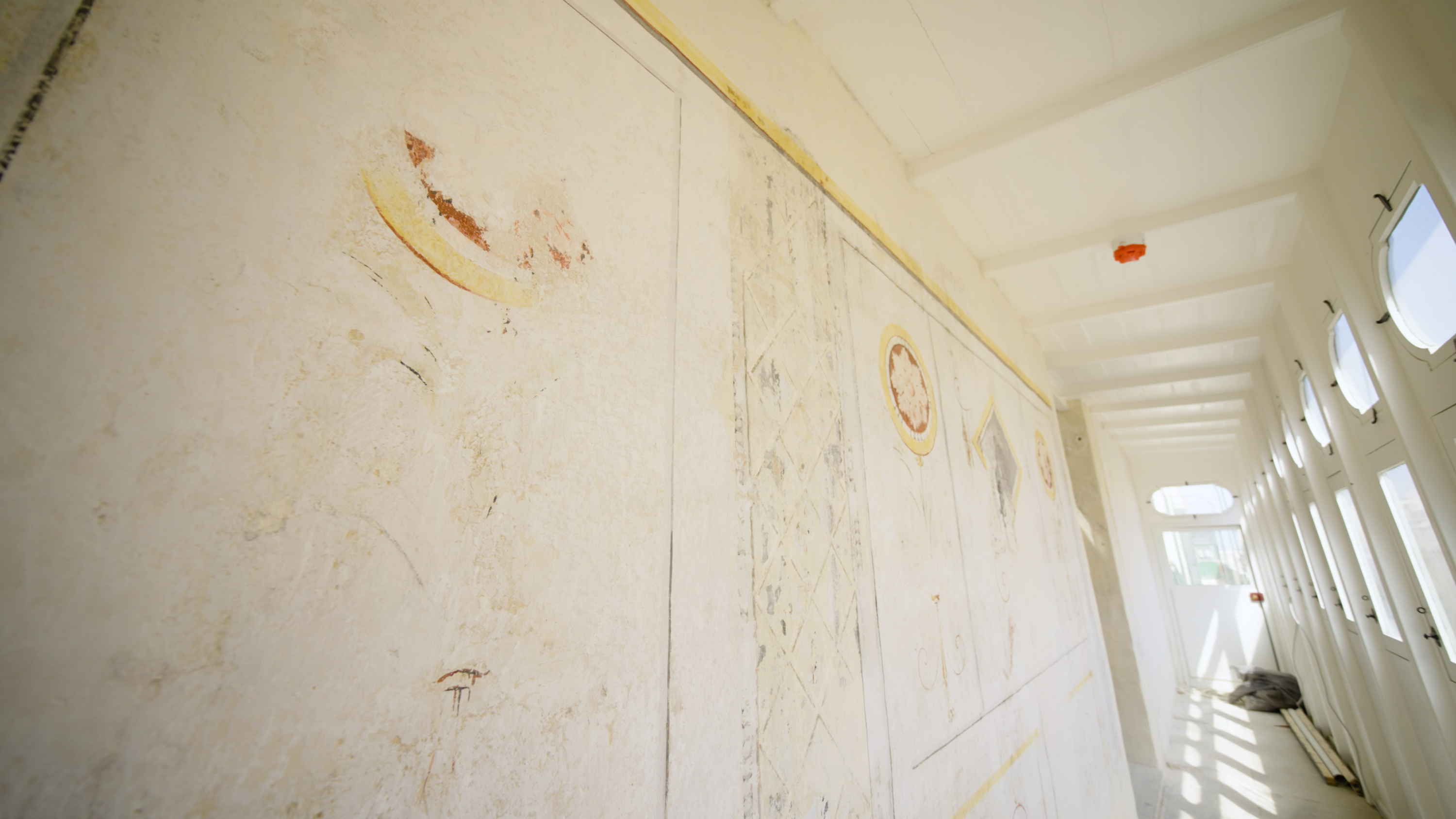 Grand Master’s Palace restoration reveals rare French period paintings