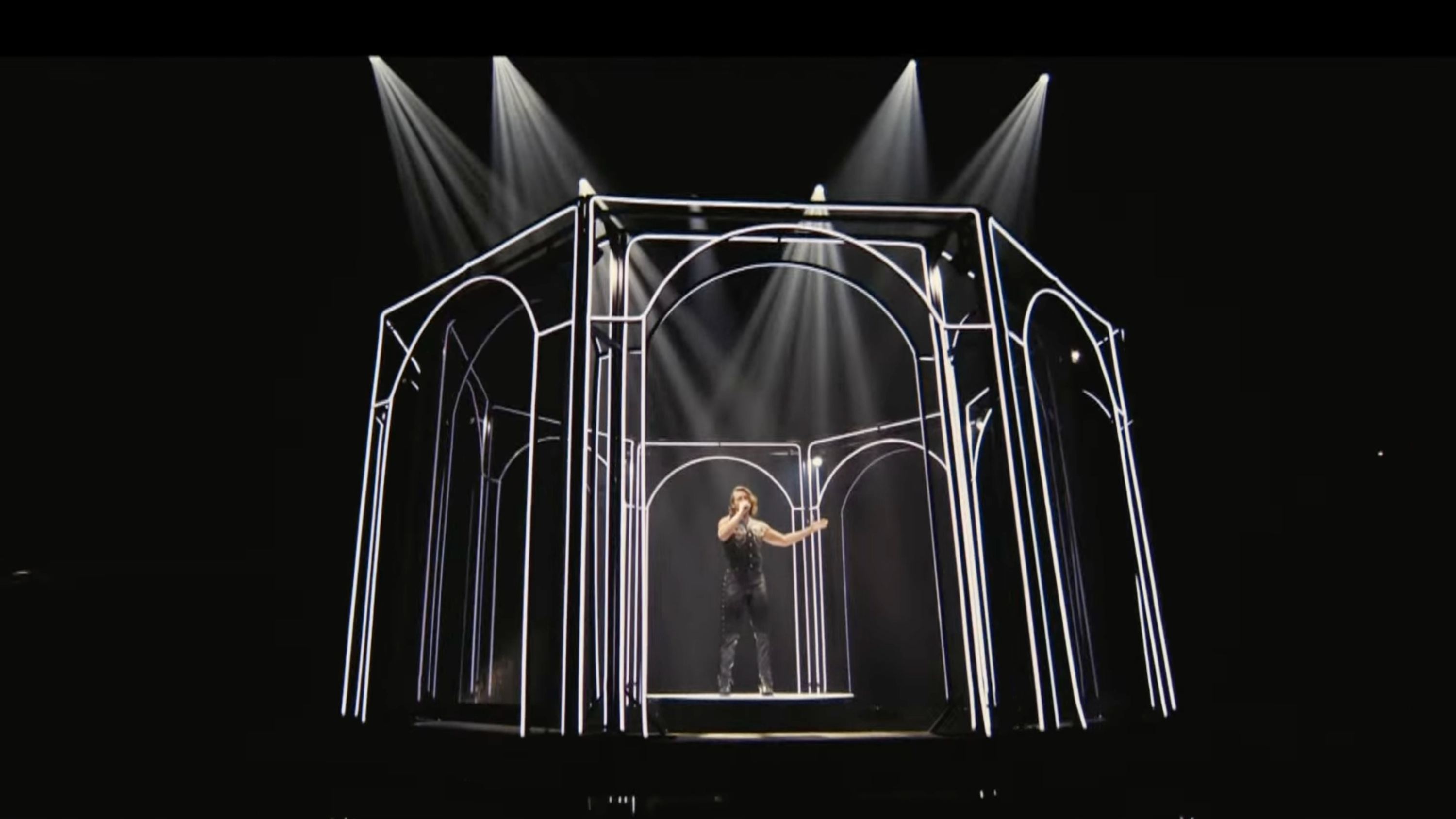 Eurovision 2026: Aidan makes it through to Saturday's grand final