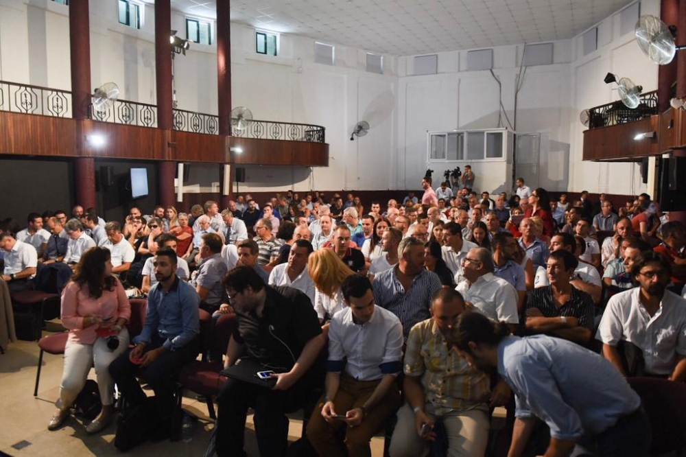 The school hall was packed with residents, environmental campaigners and db employees