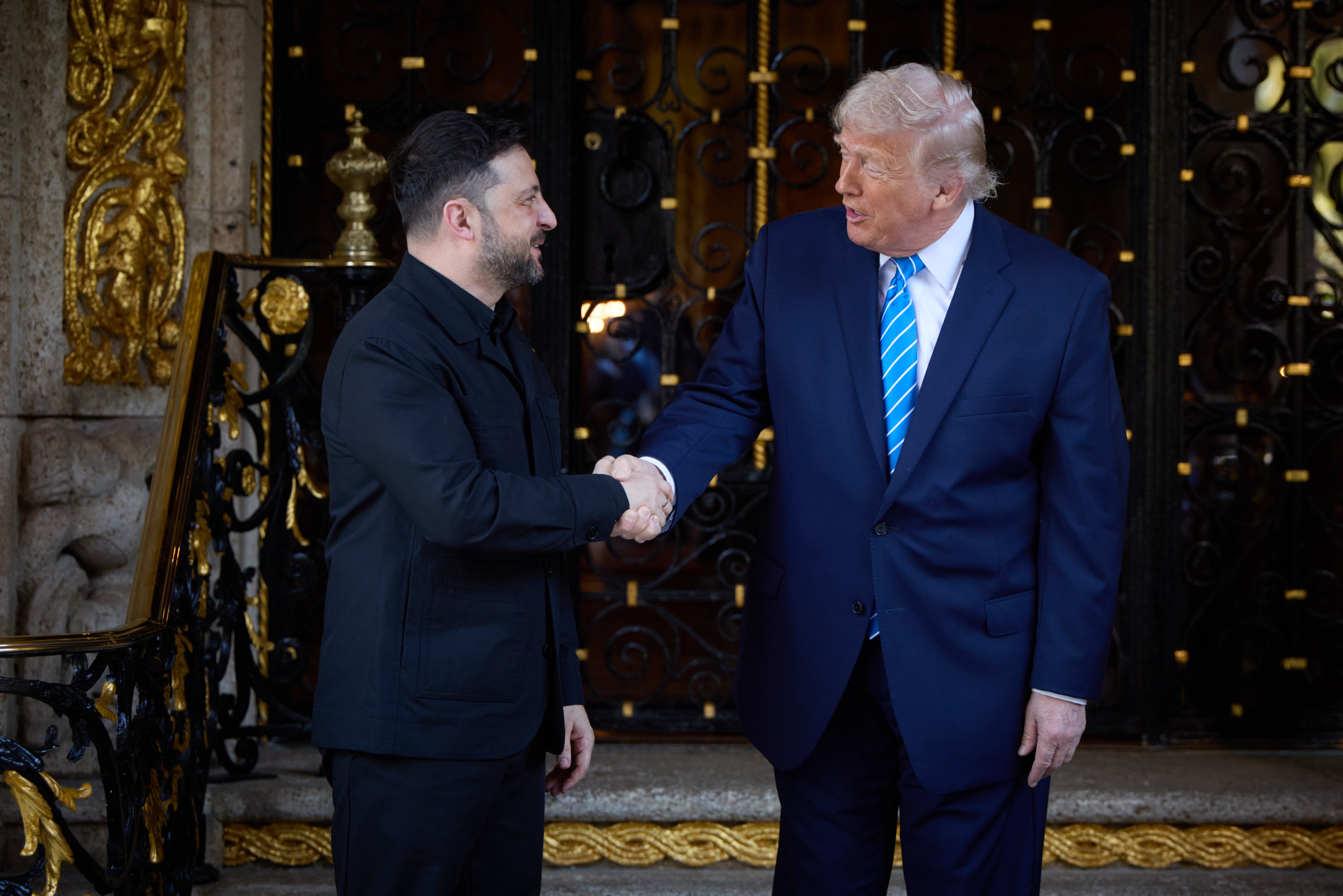 Trump, Zelenskyy say progress made in Ukraine peace talks, but territory remains sticking point