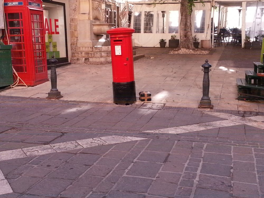 Updated | Police give all clear as package turns out to be empty