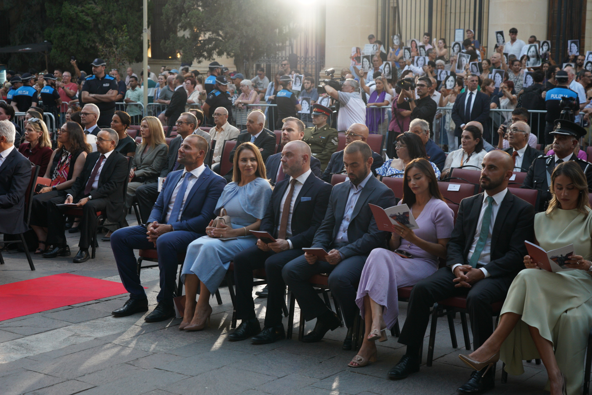 Sitting at the front were Prime Minister Robert Abela, Speaker Carmelo Abela, and Deputy Opposition Leader Alex Perici Calascione. Sitting beside them were Lands Minister Owen Bonnici and Equality Minister Rosianne Cutajar (Photo: James Bianchi/MaltaToday)