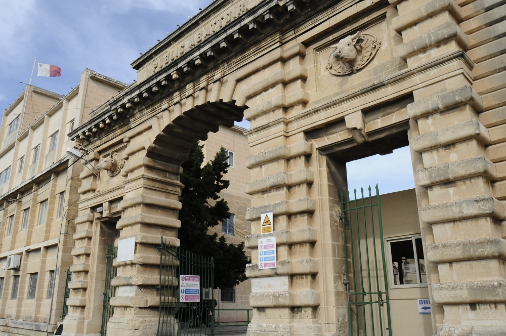 Incineration of animal waste taking place without official controls, report reveals