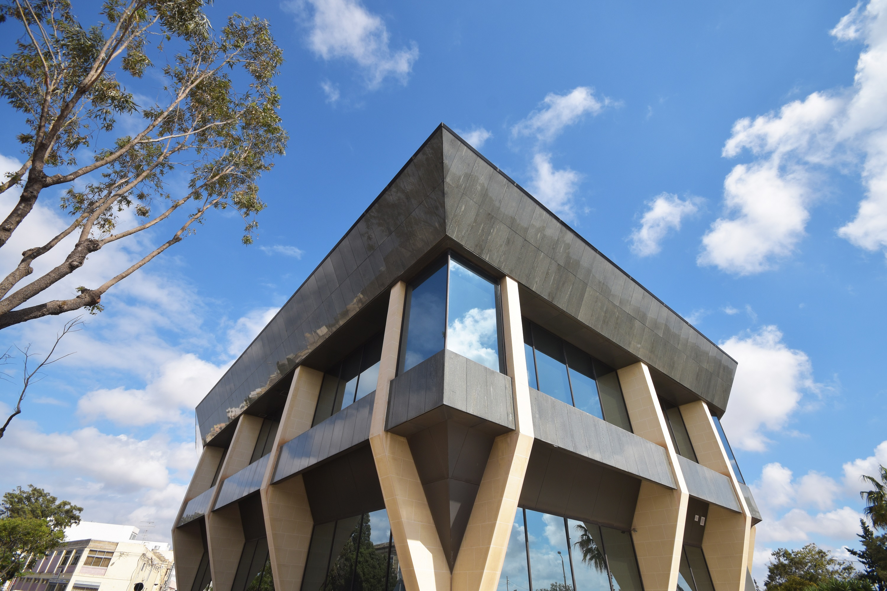 MFSA warns of scam emails demanding fake tax payments on investments