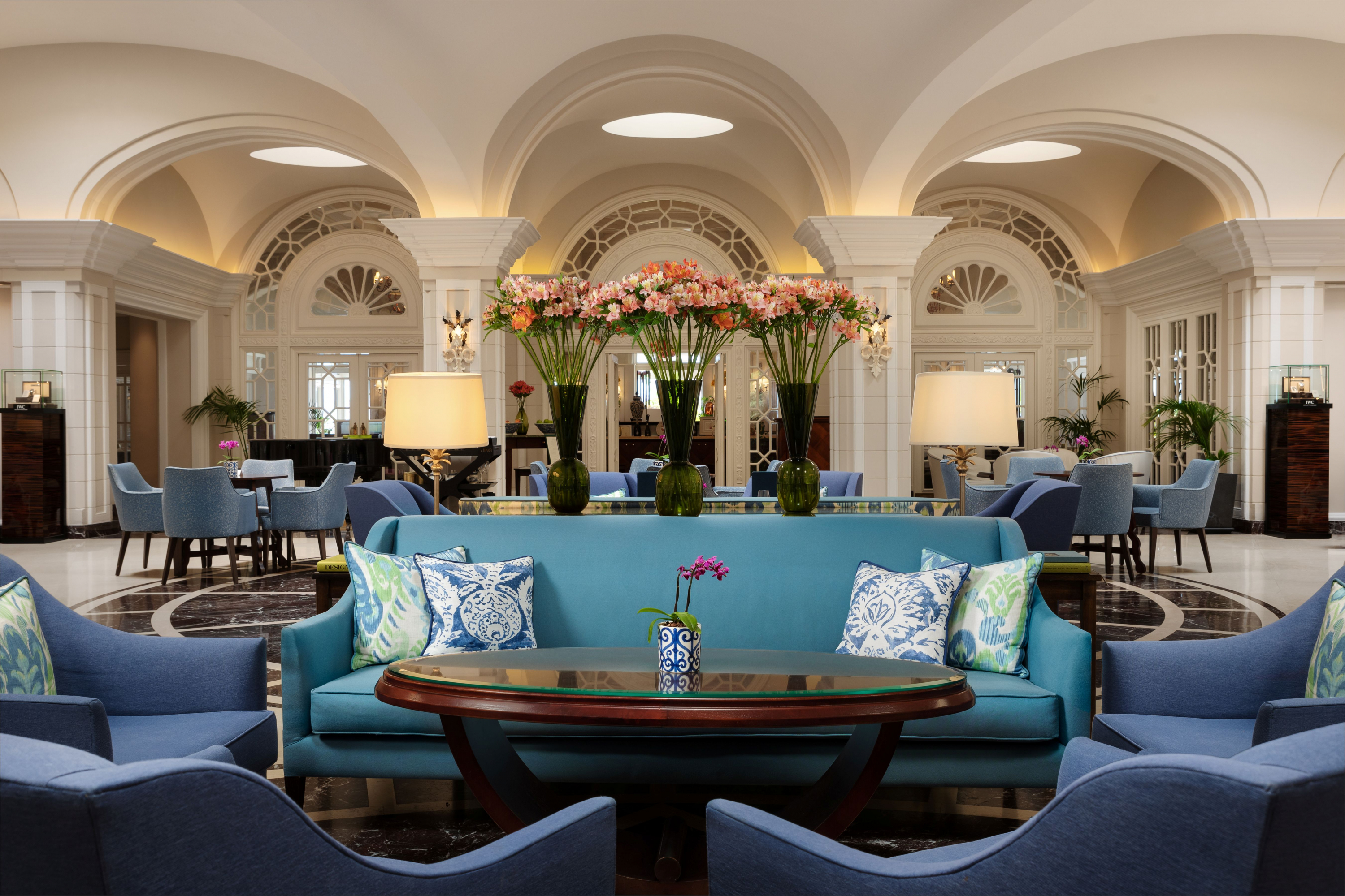 The Phoenicia Hotel Malta, Pal court lounge by Ramon portelli