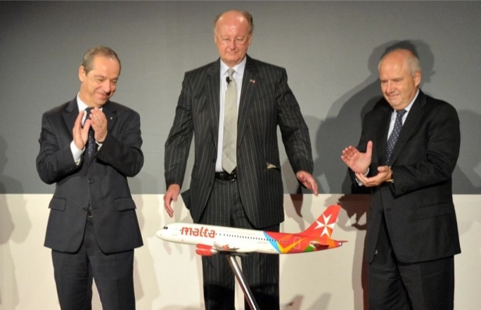 Peter Davies (centre) insisted that Air Malta’s rebranding and new livery played ‘a key role in promoting both the airline and the destination of Malta in a contemporary and dynamic manner.’