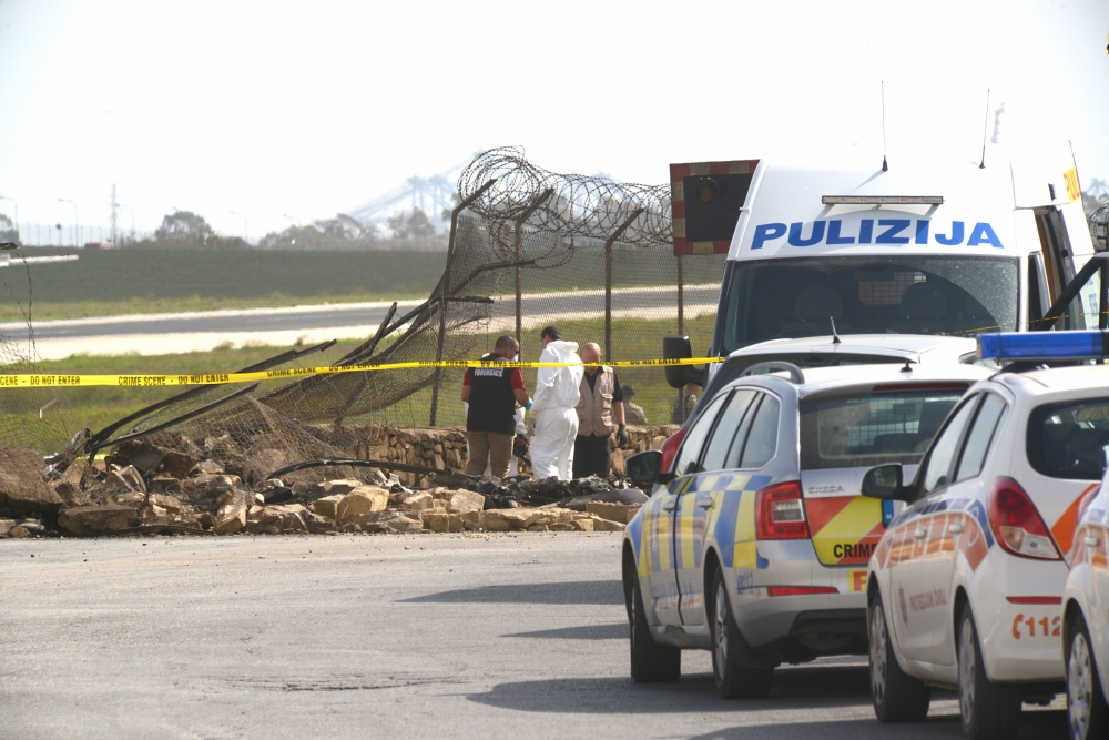 French defence ministry was concerned about condition of aircraft used by secret service agents