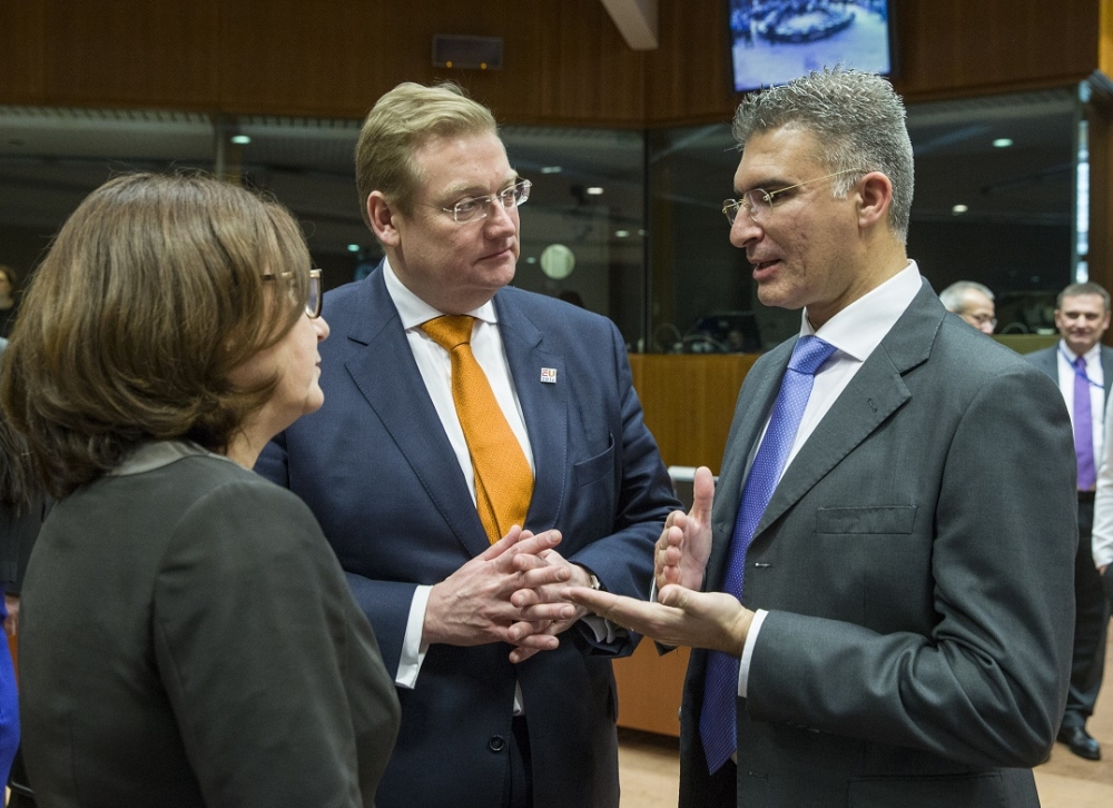 Home affairs minister urges EU to go beyond crisis control in migration