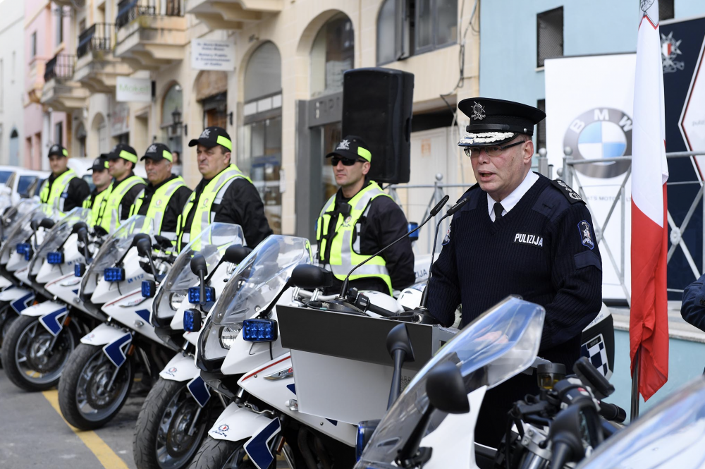 Don’t say: “Un-bribeable traffic cops?! How do they expect the population to cope with such a dramatic paradigm shift?!” 