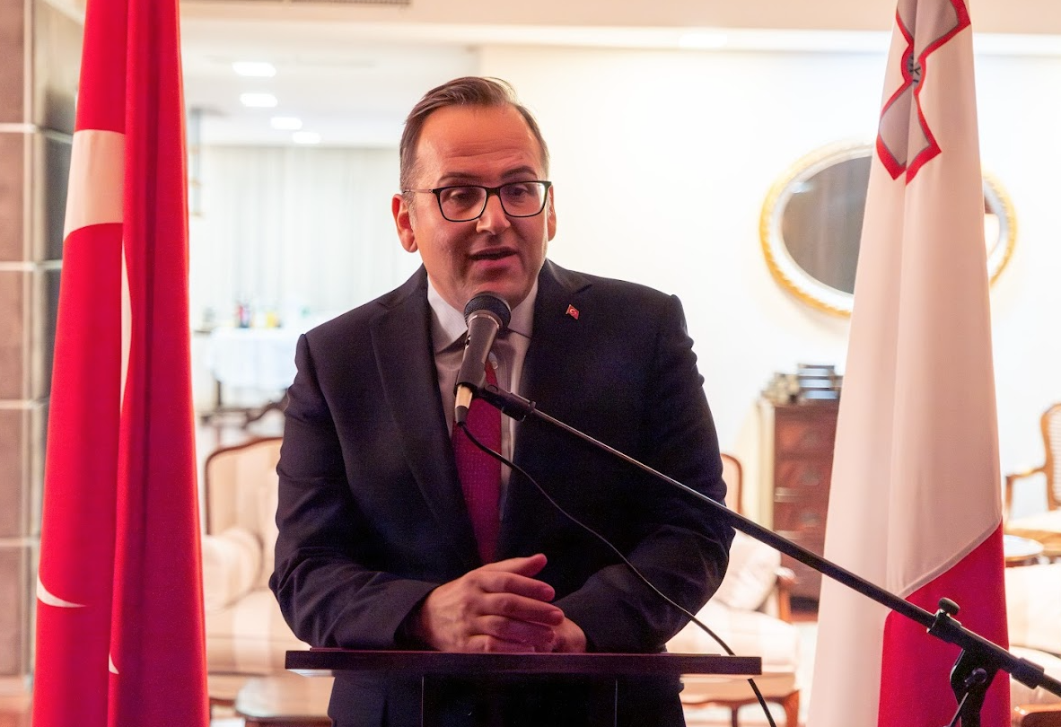 Turkish Ambassador to Malta, HE Erdeniz Sen held the event at his residence