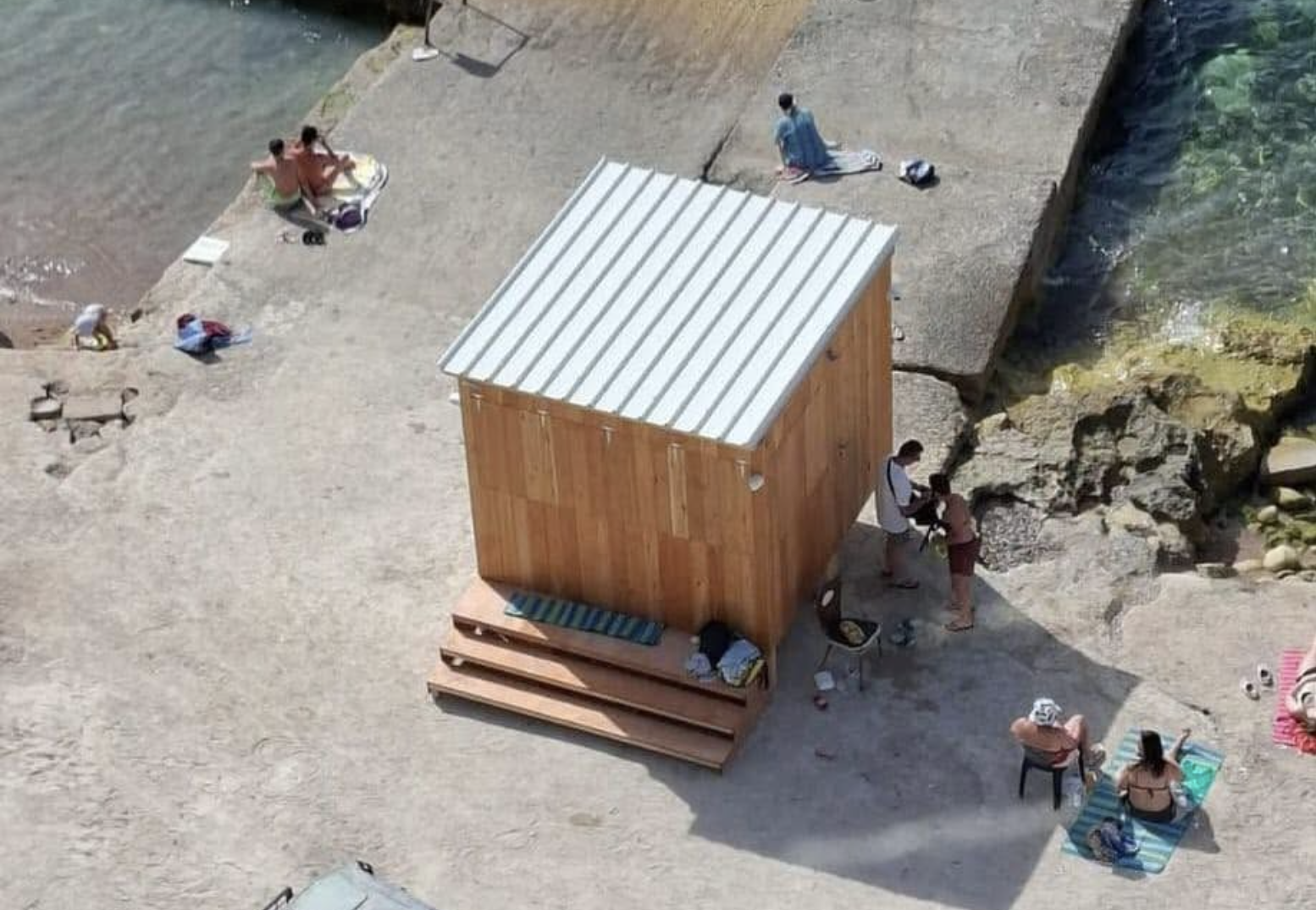 PA orders removal of illegal structure at Buġibba foreshore