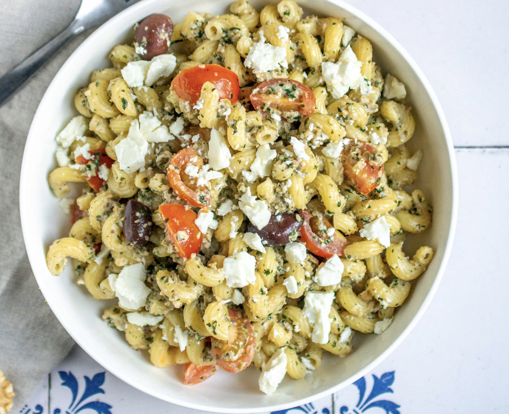 Olive and mind pesto pasta