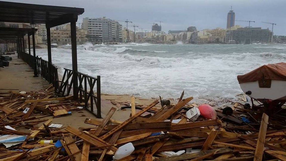 200 tonnes of debris and seaweed expected after powerful Malta storm