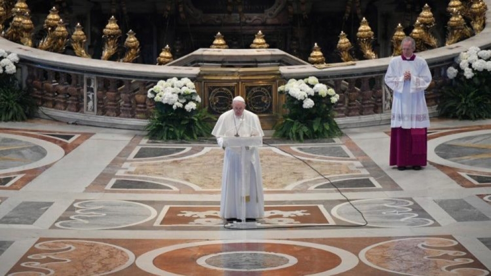 In Easter message, Pope Francis speaks of God's comfort during COVID-19 crisis