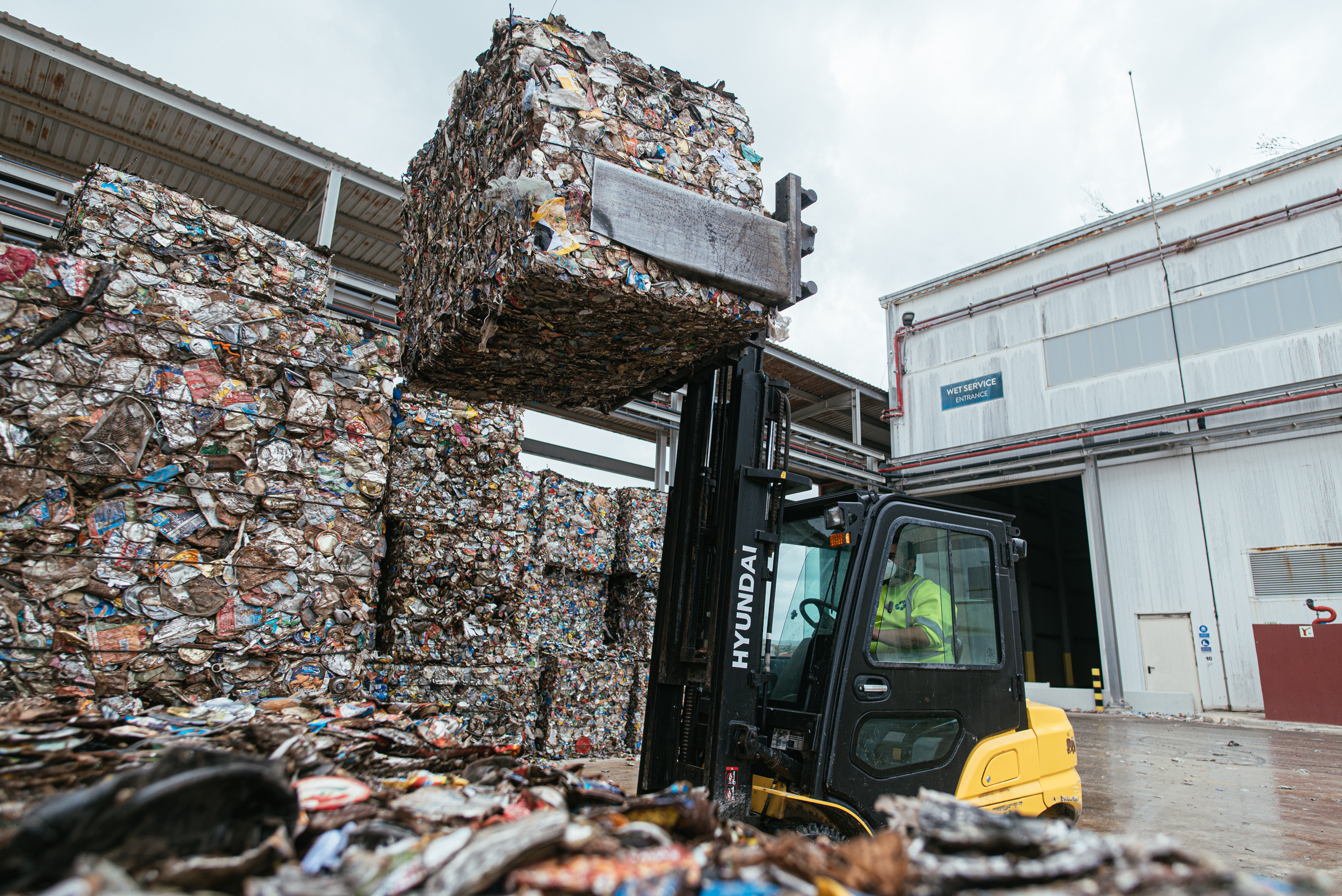 Through this project, WasteServ seeks to reduce the amount of waste that ends up in landfills, where instead, it can be transformed into clean energy
