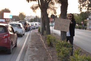 [WATCH] Climate change activists hold protest against central link road works