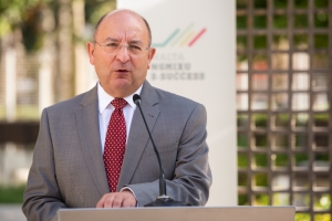 Minister takes dig at ‘dissident voices’ after crime rate drop