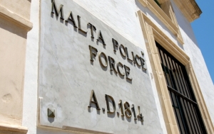 Senior police officer interrogated over stolen bumper claim