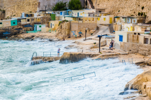 Strong winds forecast over Palm Sunday weekend, Met Office says