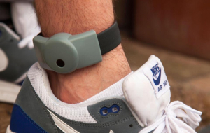 Eight breaches, 18 people tagged: Malta’s electronic monitoring scheme nine months on