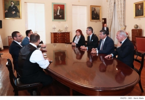 [WATCH] Coronavirus: Employers, unions hold talks with Prime Minister over rescue package
