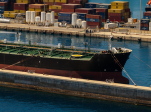 Alkagesta strikes deal to supply fuel to Europe’s largest airports